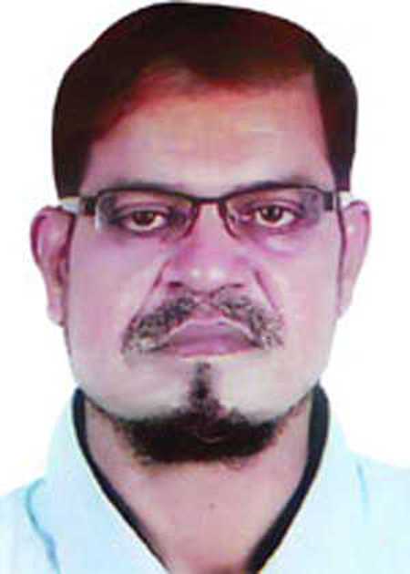 শহীদ কমিশনারের বাসা থেকে বিপুল আগ্নেয়াস্ত্র উদ্ধার