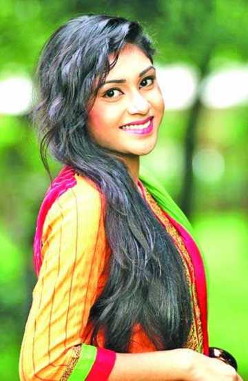 বড় পর্দায় মিম চৌধুরী
