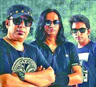 ব্লুজ নিয়ে এলআরবি