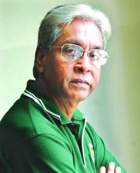 মহানায়িকা তিনি