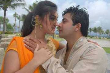 গোপন অভিসারে শাকিব-অপু