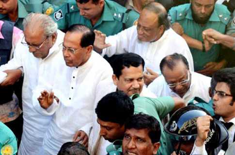 বিএনপির ৫ নেতার জামিন
