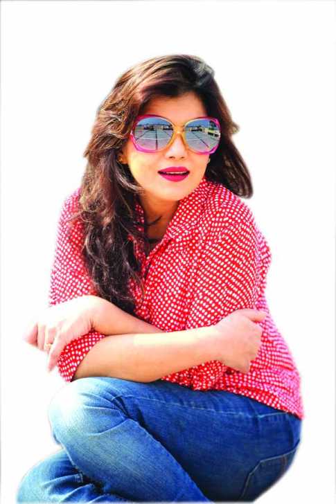 মঞ্চে দুই যুগ পার করলাম