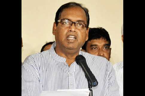 ইচ্ছে হয় জেলে থাকি