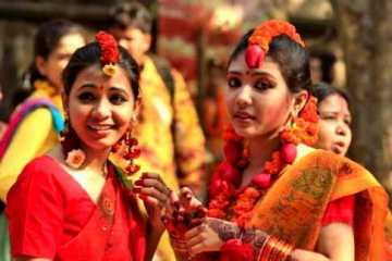 লাল-হলুদে বসন্তবরণ