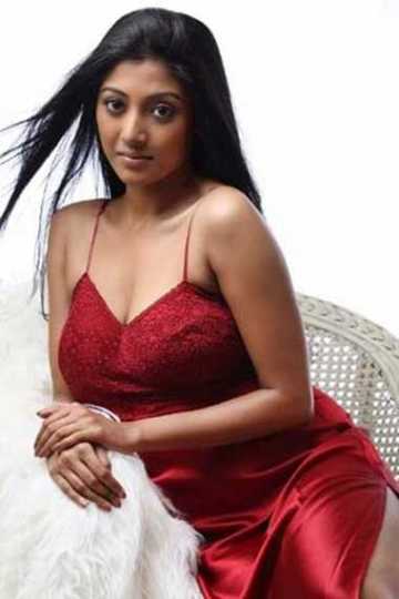 খোলামেলা নাইটি উপচে অভিশপ্ত \\\'হিপোক্রেসি\\\'