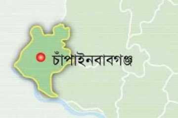 নাচোলে উৎসবমুখর পরিবেশে ভোট চলছে