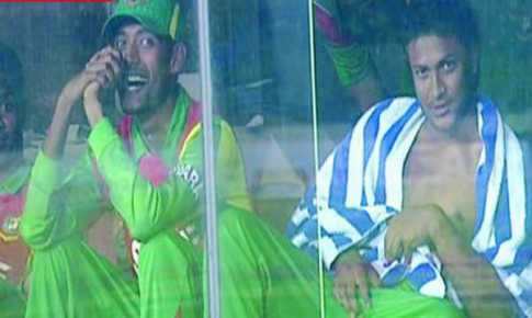 সাকিব ৩ ম্যাচ নিষিদ্ধ, ৩ লাখ টাকা জরিমানা