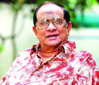 ক্যামেরার সামনে রাজ্জাক
