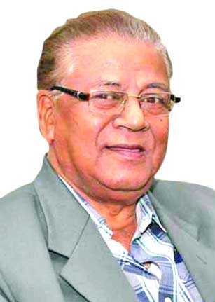 সমরেশ মজুমদার ঢাকায়