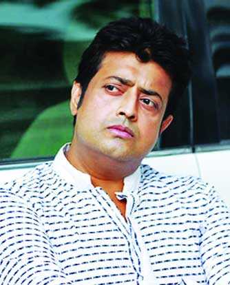 অন্যরূপে ওমর সানি