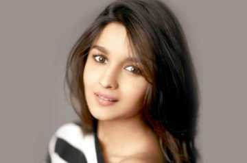 একুশে আলিয়া
