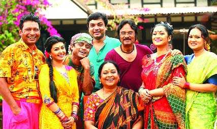 রঙের মানুষেরা কেমন আছে!