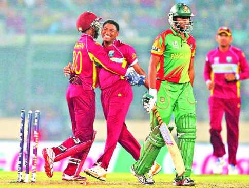সমস্যা ধরতে পারছেন না মুশফিক!