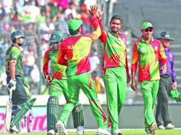 ব্যতিক্রম শুধু রাজ্জাক