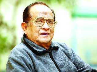 বাসায় ফিরেছেন নায়করাজ