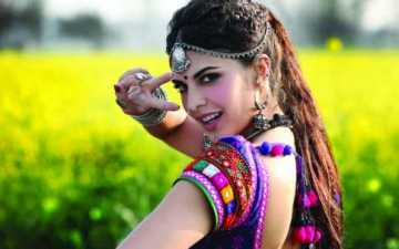 হাউজফুল থ্রিতে জ্যাকুলিন
