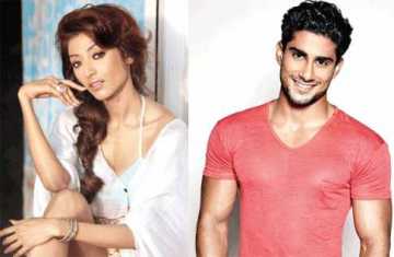 টালিউডে পাওলি-প্রতীক