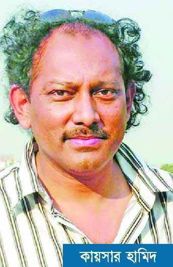 গ্যালারির চেহারা দেখে লজ্জা লাগে