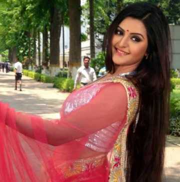 ১২ বছর কথা বলবেন না পরীমনি!