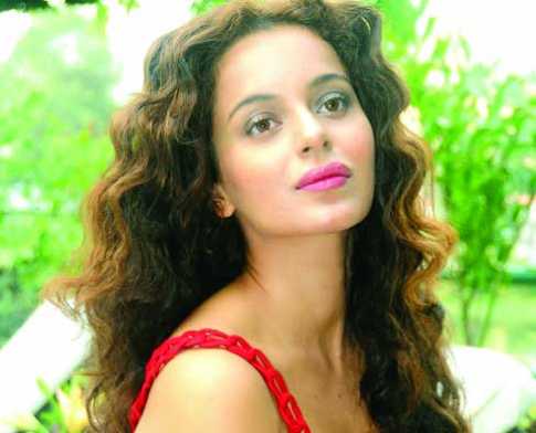 ফটোশুটে সাহসী কঙ্গনা