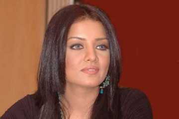এবার হেনস্থার শিকার সেলিনা