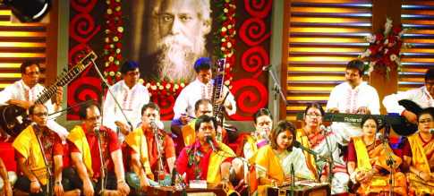 রবীন্দ্র সুরে ভাসল গুলশান ক্লাব