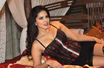 জন্মদিনে সানি লিওন