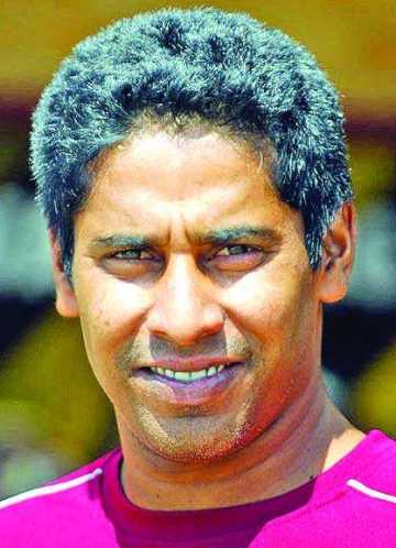 বোলিং কোচ চামিন্দা ভাস!