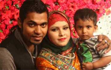 অনন্যার বাসায় মুখোশধারীরা, অভিযোগের তীর রুমির দিকে