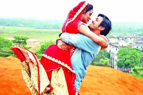 ছুঁয়ে দিলে মন