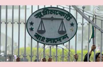 সুপ্রীম কোর্টের সব গেইটে তালা, ৮ আইনজীবী আটক