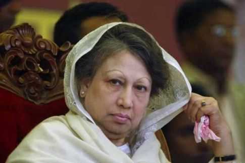 জিয়ার সমাধিতে খালেদা