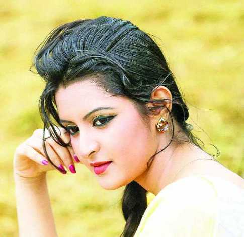 এবার শাকিবের নায়িকা