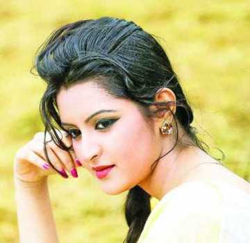 এবার শাকিবের নায়িকা