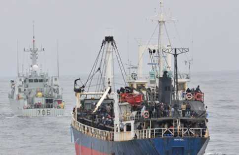 ভূমধ্যসাগরে ৫০ বাংলাদেশি আটক
