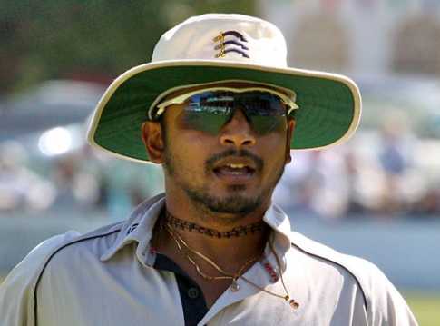 অবসর নিলেন মুরালি কার্তিক