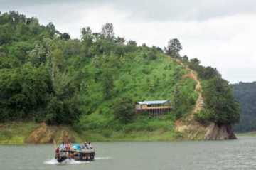 পার্বত্যাঞ্চলের জীব-বৈচিত্র হারিয়ে গেছে