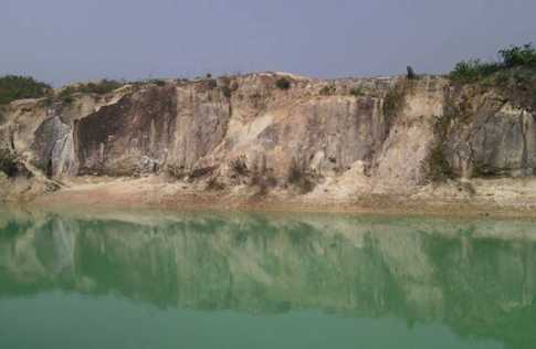 ছায়াঢাকা গ্রাম বিরিশিরি