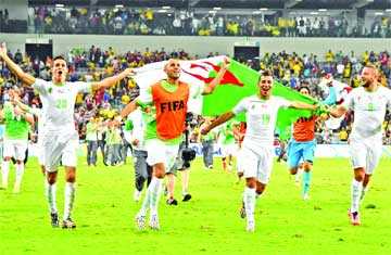 বিশ্ব জয়েরই উৎসবে আলজেরিয়ান তারকারা 