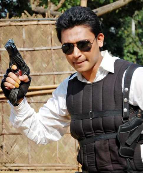 জায়েদ এবার হিটার
