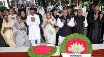 বনানী কবরস্থানে ১৫ আগস্টের শহীদদের প্রতি প্রধানমন্ত্রীর শ্রদ্ধা
