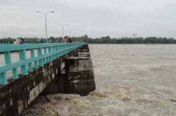 তিস্তা ব্যারাজ এলাকায় রেডএলার্ট