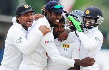 জয়াবর্ধনের বিদায়ী ম্যাচে জয়ের পথে শ্রীলঙ্কা