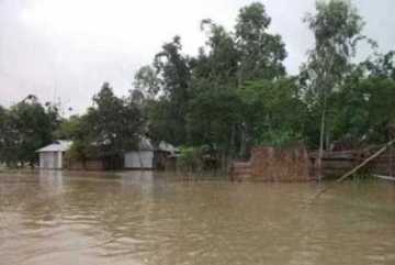 লালমনিরহাটে পানিবন্দী ৫ হাজার পরিবার