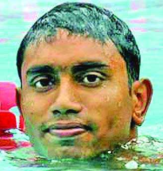 ভবিষ্যৎ অন্ধকার দেখছি 