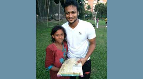 \\\'রাইস বাকেট চ্যালেঞ্জ\\\'-এ সাকিব
