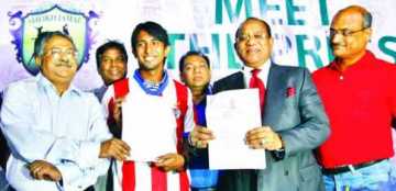 অ্যাটলেটিকো কলকাতার সঙ্গে মামুনুলের চুক্তি
