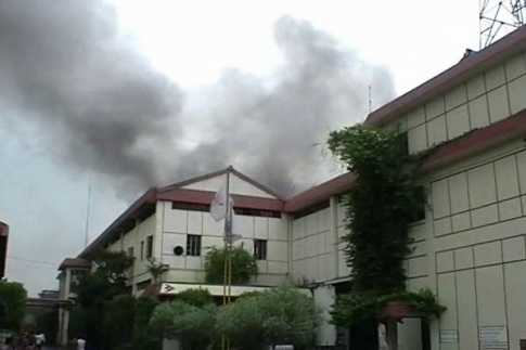 মুন্সীগঞ্জে বসুন্ধরা টিস্যু পেপার মিলসে অগ্নিকাণ্ড, আহত ২০