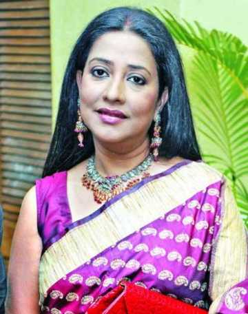 উপস্থাপনায় সুবর্ণা 